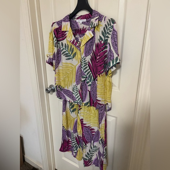 Jane + Delancey Tropical Leaf Matching SET —
Blouse & Wide-Leg Pants | XS - Picture 4 of 12